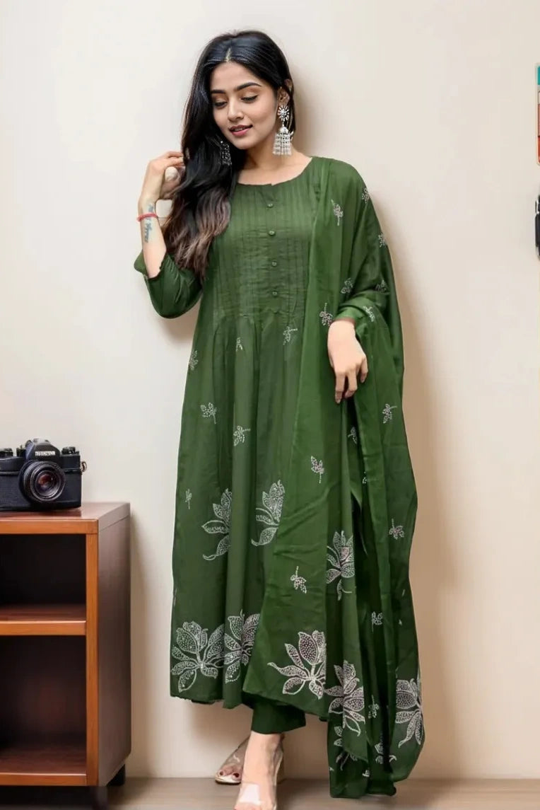 Green Pintex Kurta with Pant and Dupatta